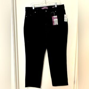 Gloria Vanderbilt Black Tapered Jeans Supreme Stretch Size 16 Short Classic Rise